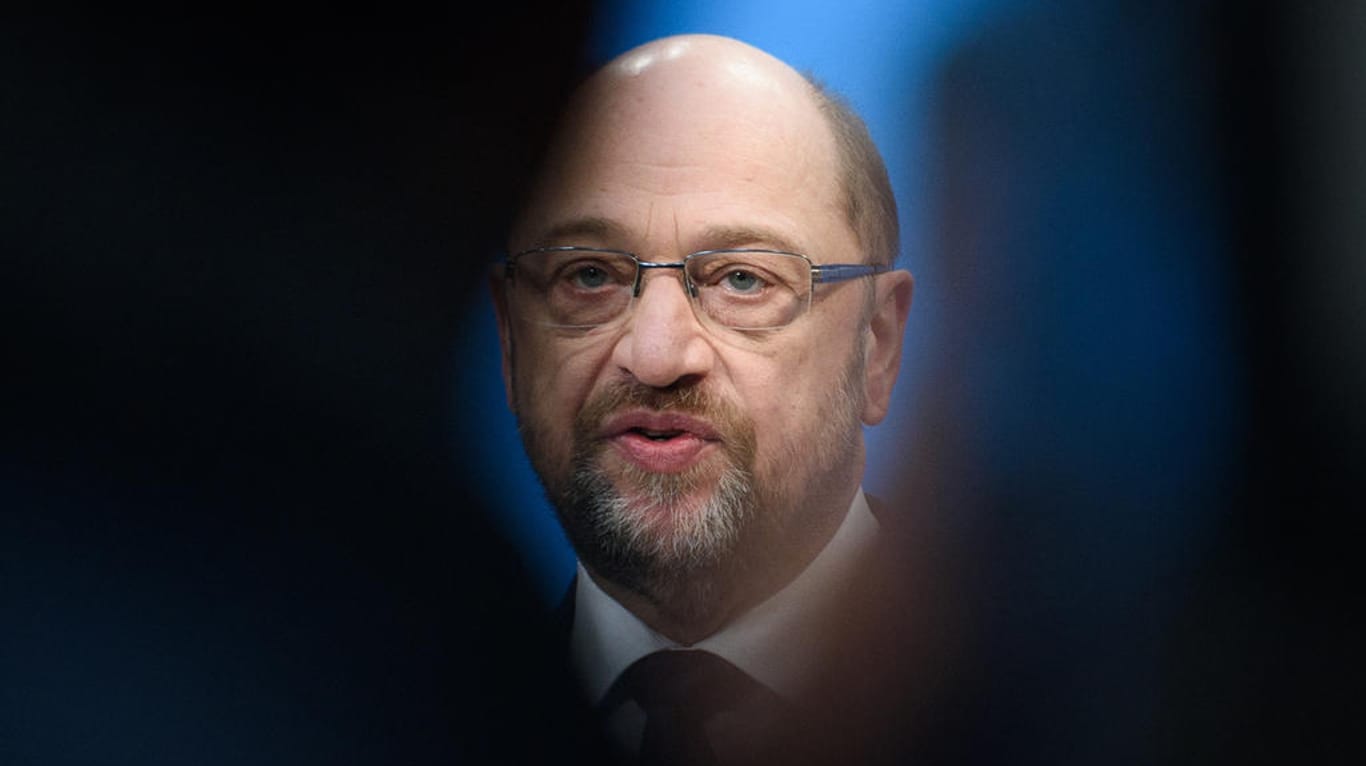 SPD-Chef Martin Schulz: Wird er als Minister in eine schwarz-rote Regierung eintreten?