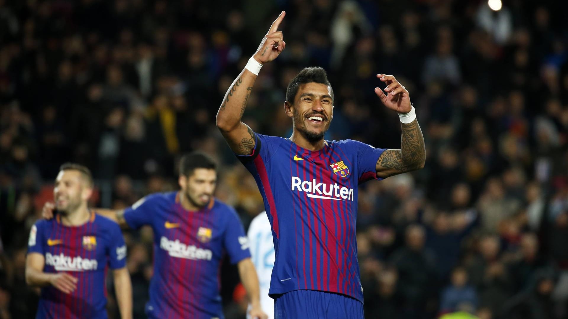 Paulinho beim Torjubel für den FC Barcelona: Der Brasilianer hat sich schnell eingefunden in die Star-Elf.