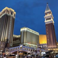 Fotos von Hotels in Las Vegas: Stürzende Kanten kann man geradeziehen.