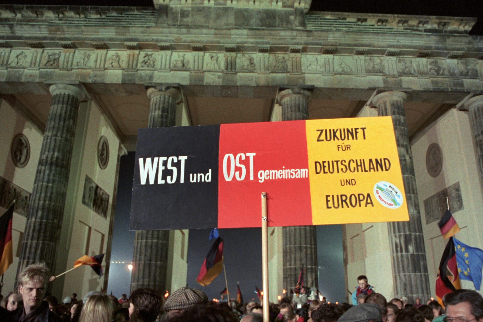 Einheitsfeier am 3. Oktober 1990: Die Hoffnungen auf eine rasche Überwindung der Teilung sind nicht aufgegangen.