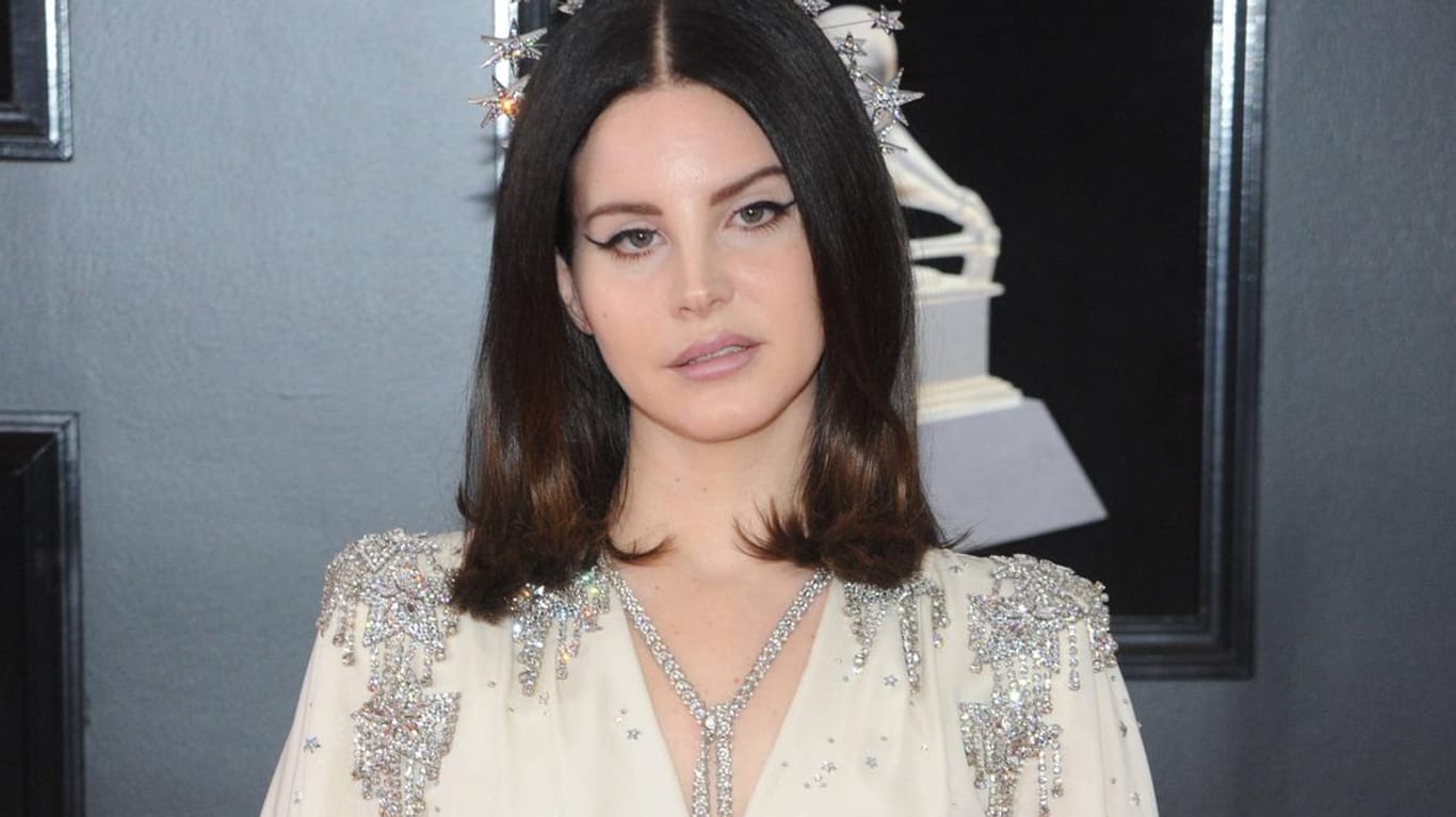 Lana Del Rey: Die Sängerin entkam nur knapp einer Katastrophe.