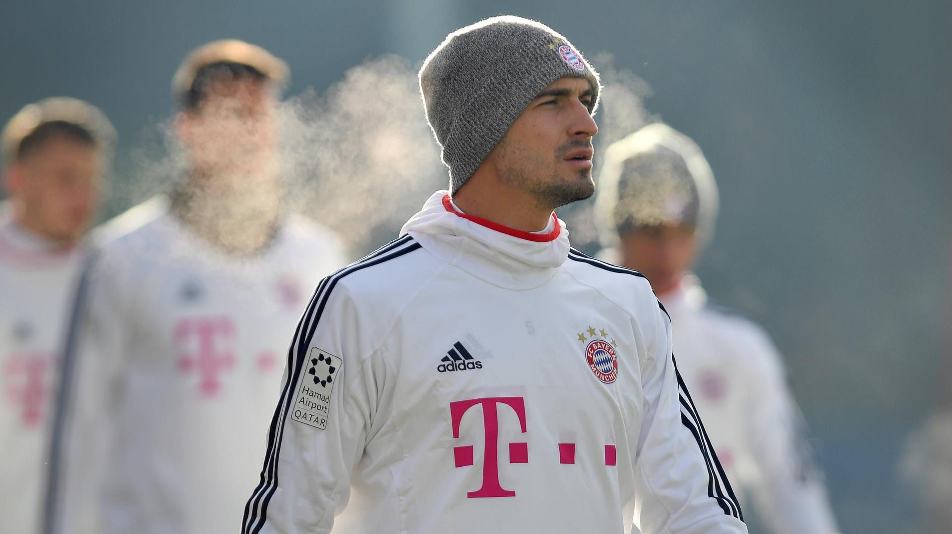 Mats Hummels beim Training an der Säbener Straße. Er wird vor dem Pokalduell mit Paderborn ganz sicher nicht überheblich.