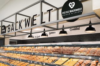 "Meine Backwelt": Der Discounter Aldi Süd führt ein neues Selbstbedienungssystem für Backwaren ein.