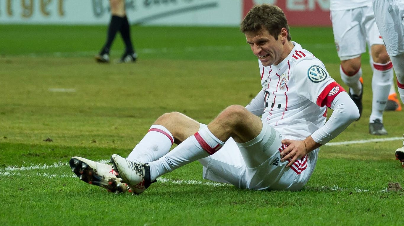 Thomas Müller: Nach 32. Minuten konnte er gegen Paderborn nicht mehr weiterspielen.