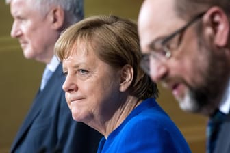 Angela Merkel zwischen Horst Seehofer und Martin Schulz: Was passiert, wenn die drei sich nicht einig werden?
