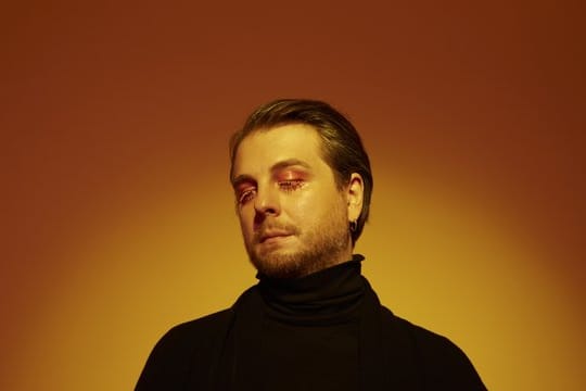 Träumen bei Kerzenlicht: Tobias Siebert.