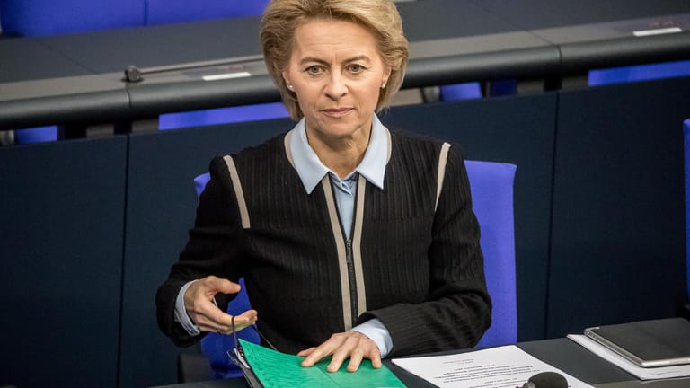 Ursula von der Leyen: Sie wäre alte und neue Verteidigungsministerin.