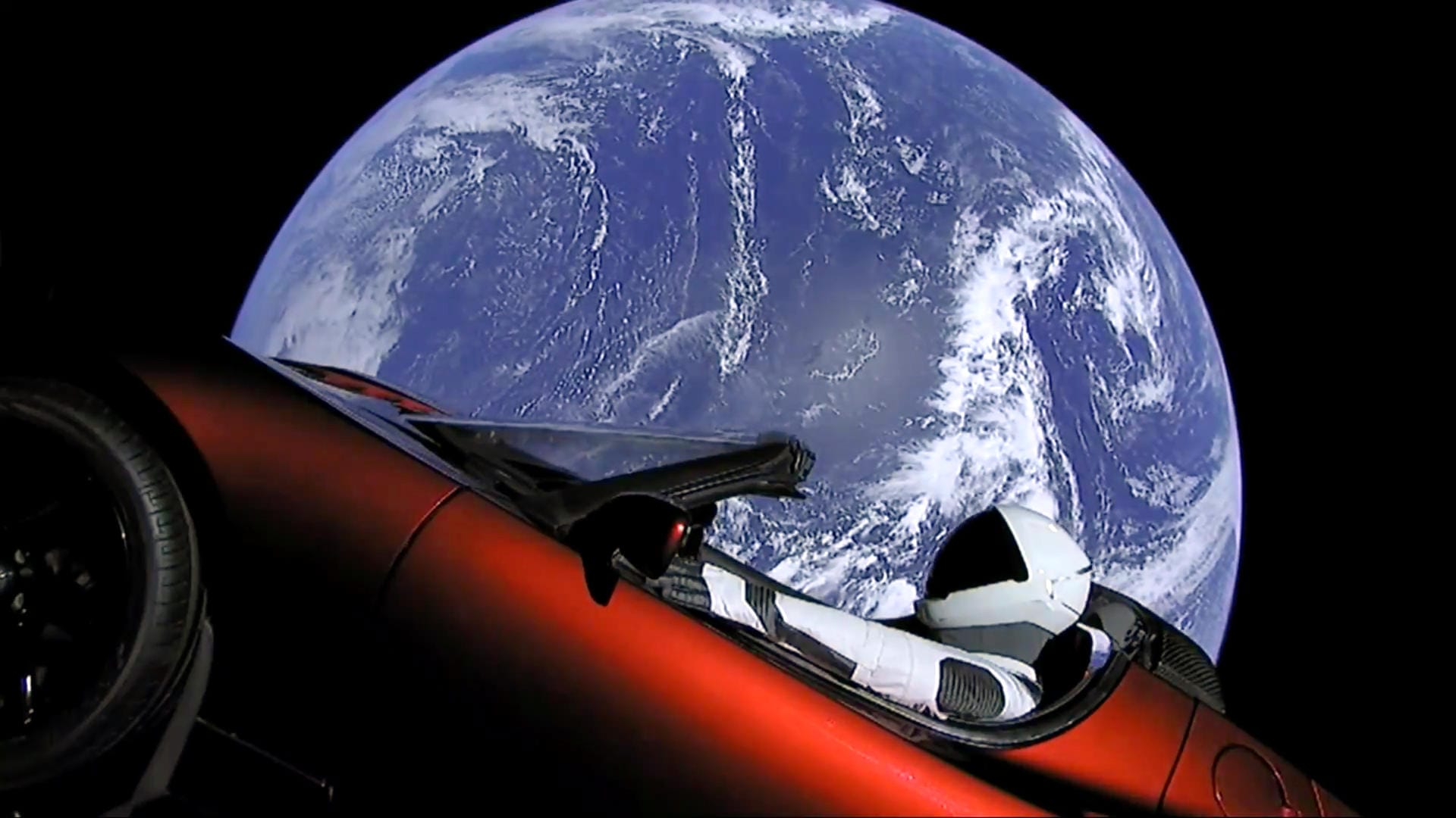 «Starman» im roten Tesla im All