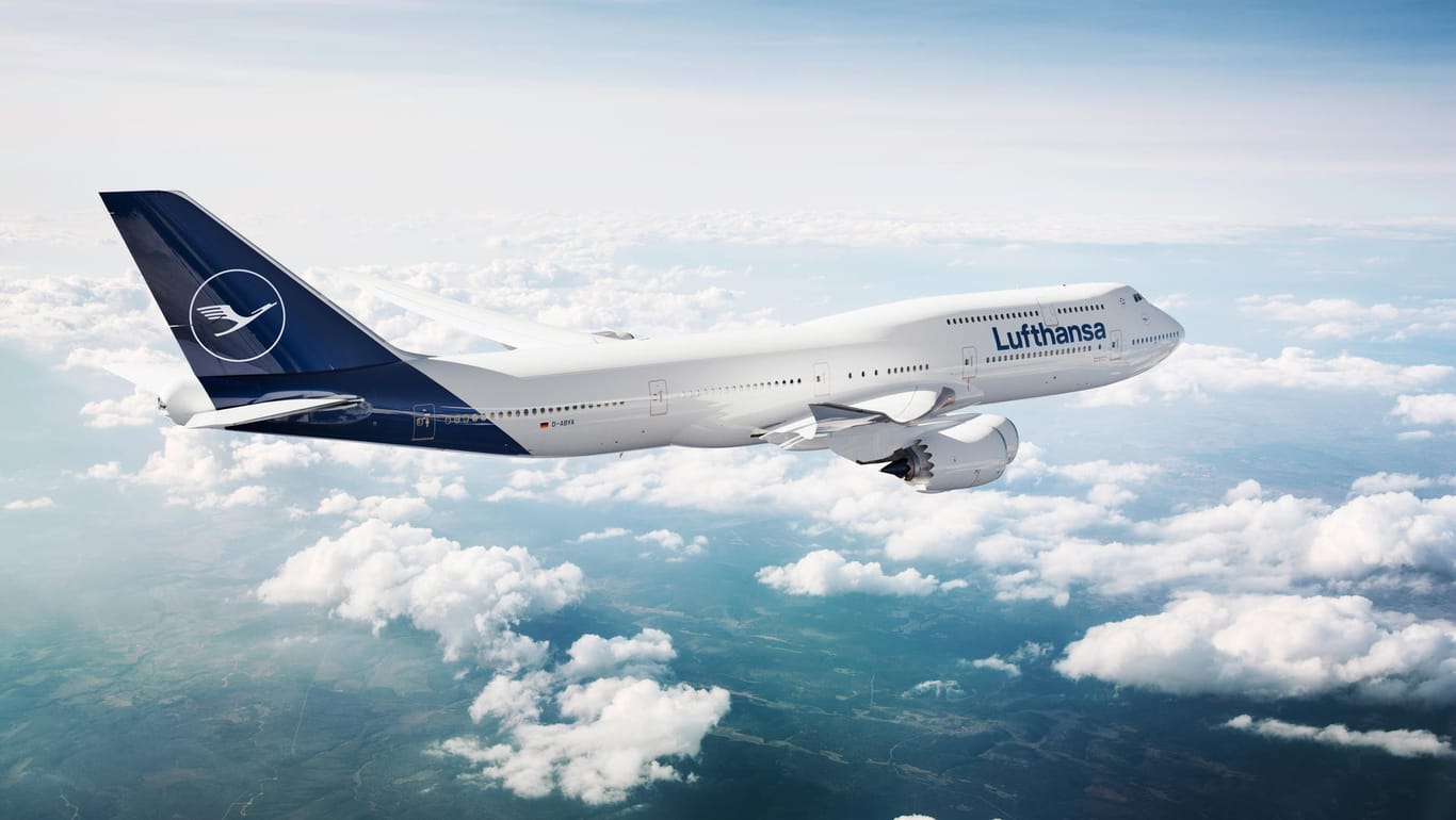 Mit einem komplett überarbeiteten Markendesign bricht die Lufthansa zu neuen strategischen Zielen auf.