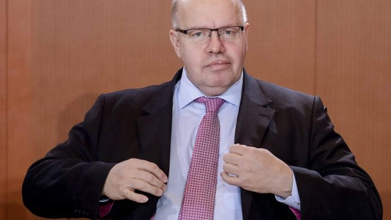 Der bisherige Kanzleramtsminister Peter Altmaier fände "es falsch, wenn man die Ministerien und die Staatssekretäre höher stellt als die Inhalte.
