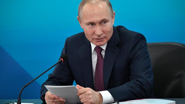 Wladimir Putin: Im Gegensatz zu Donald Trump mag er keine Smartphones