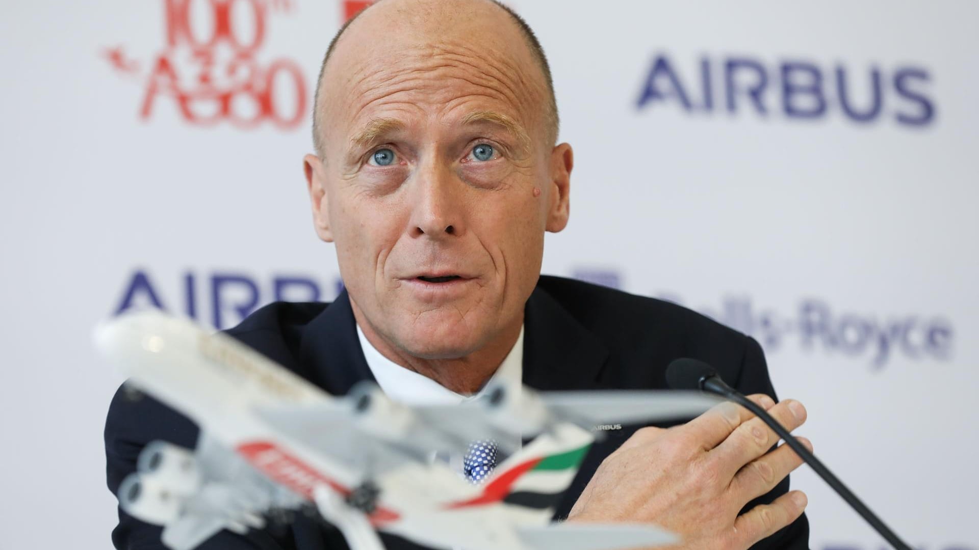 100. Airbus A380 an Emirates Airline 100. Airbus A380 an Emirates Airline