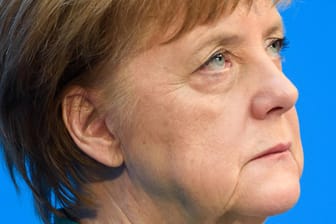 Viele CDU-Politiker sind unzufrieden mit dem Verhandlungsergebnis ihrer Partei bei den schwarz-roten-Koalitionsgesprächen. Kanzlerin Angela Merkel (CDU) auf einer Aufnahme am Ende der Verhandlungen.