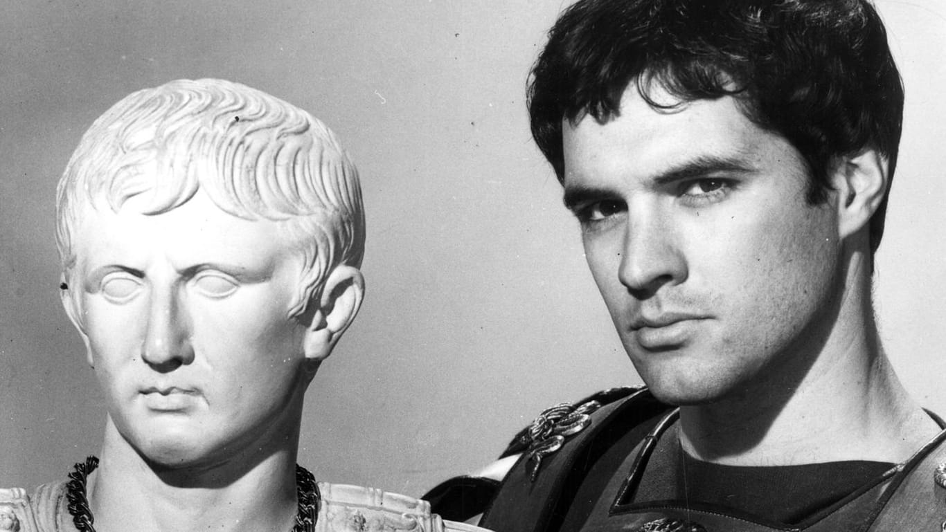 John Gavin spielte Julius Caesar in "Spartacus".