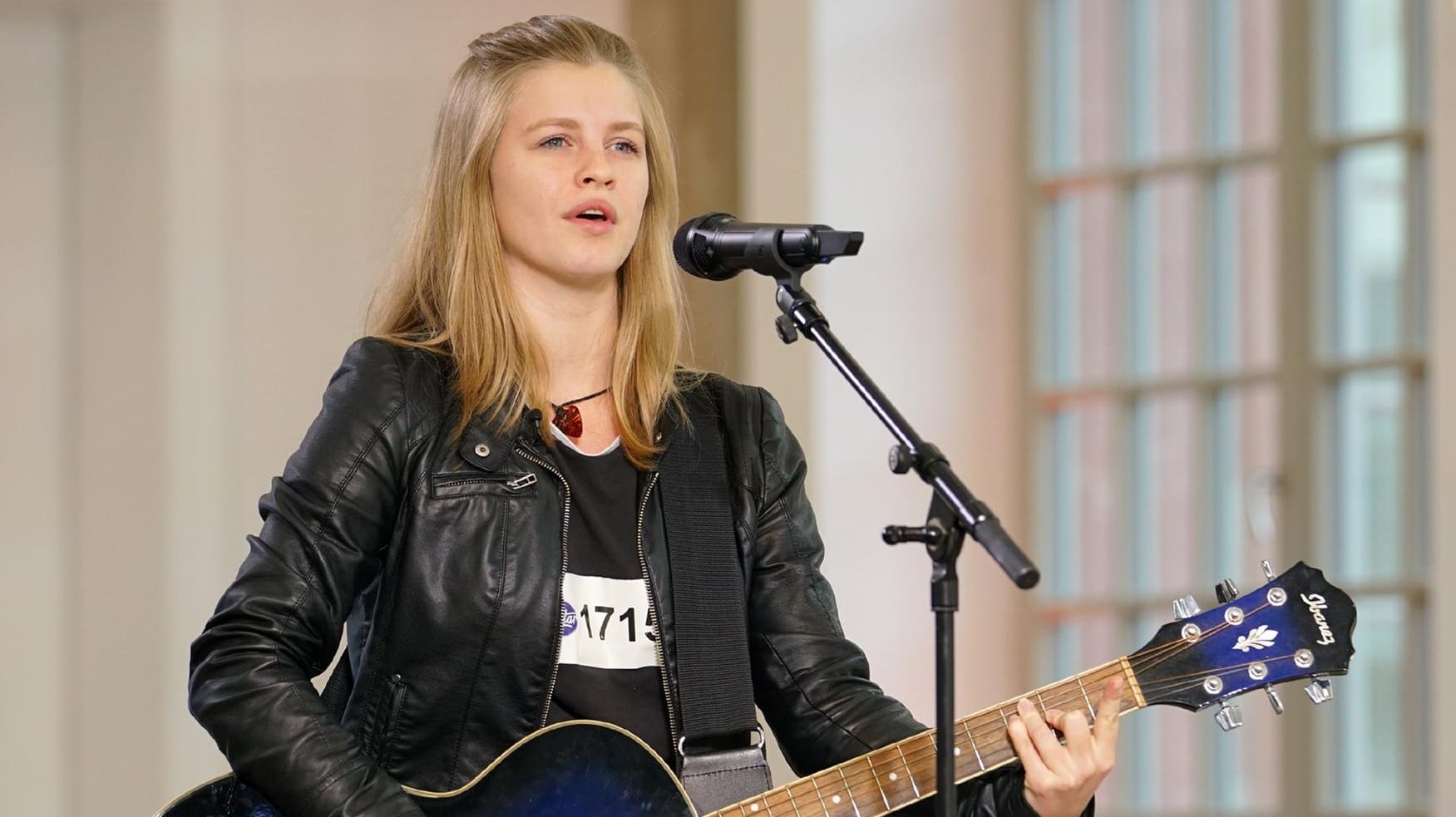 Bei Katja und ihrer Gitarre gehen die Meinungen auseinander.