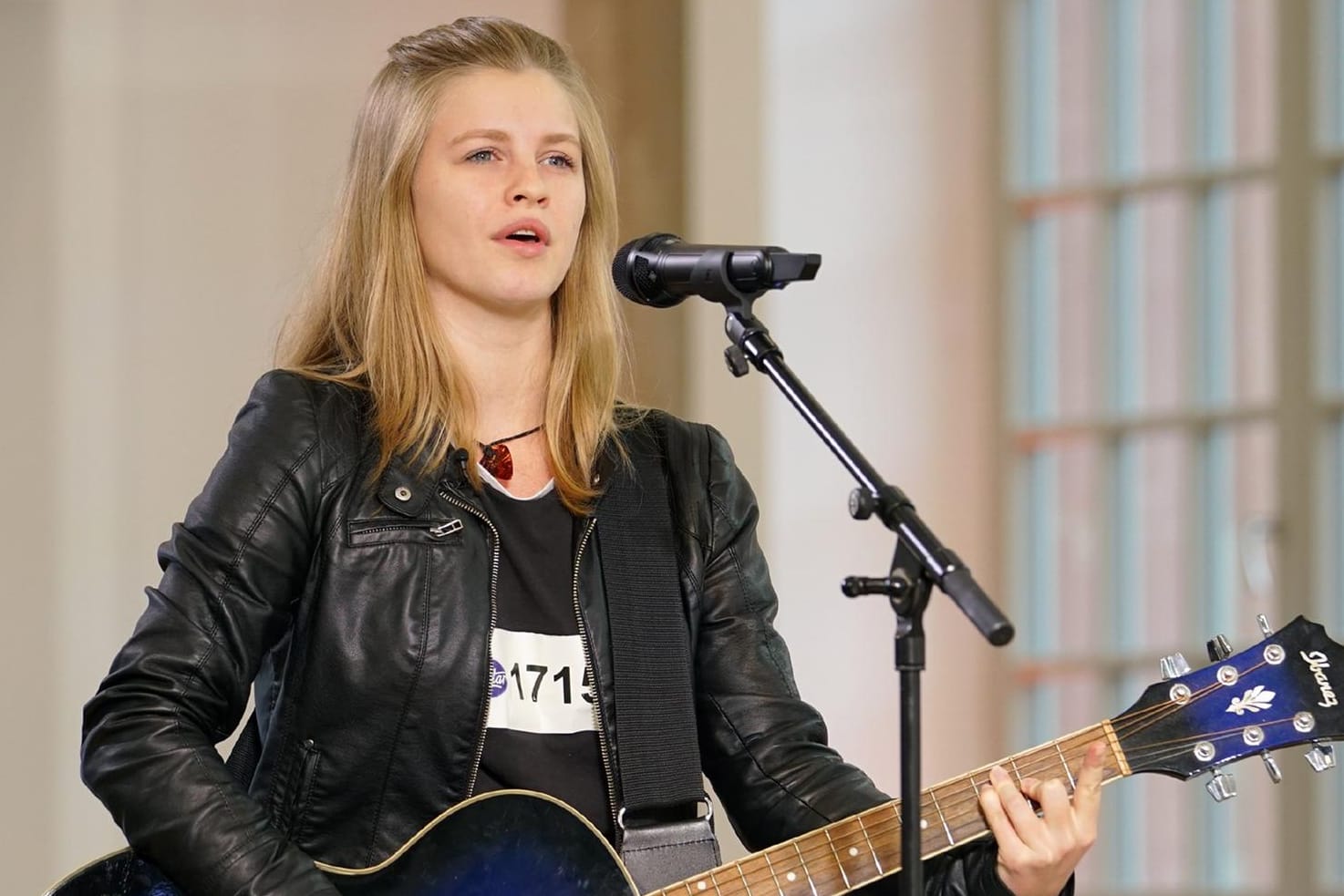 Bei Katja und ihrer Gitarre gehen die Meinungen auseinander.