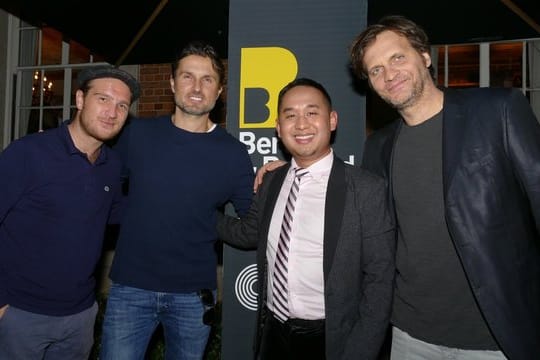 Frederick Lau (l-r), Simon Verhoeven, Festival-Leiter Sophoan Sorn und Markus Goller beim Empfang im Deutschen Konsulat.