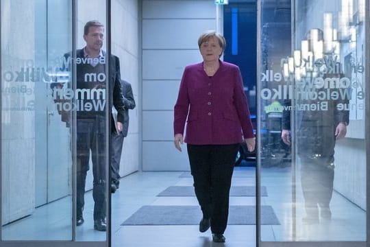 CDU-Vorsitzende und Bundeskanzlerin Angela Merkel im ZDF-Hauptstadtstudio.