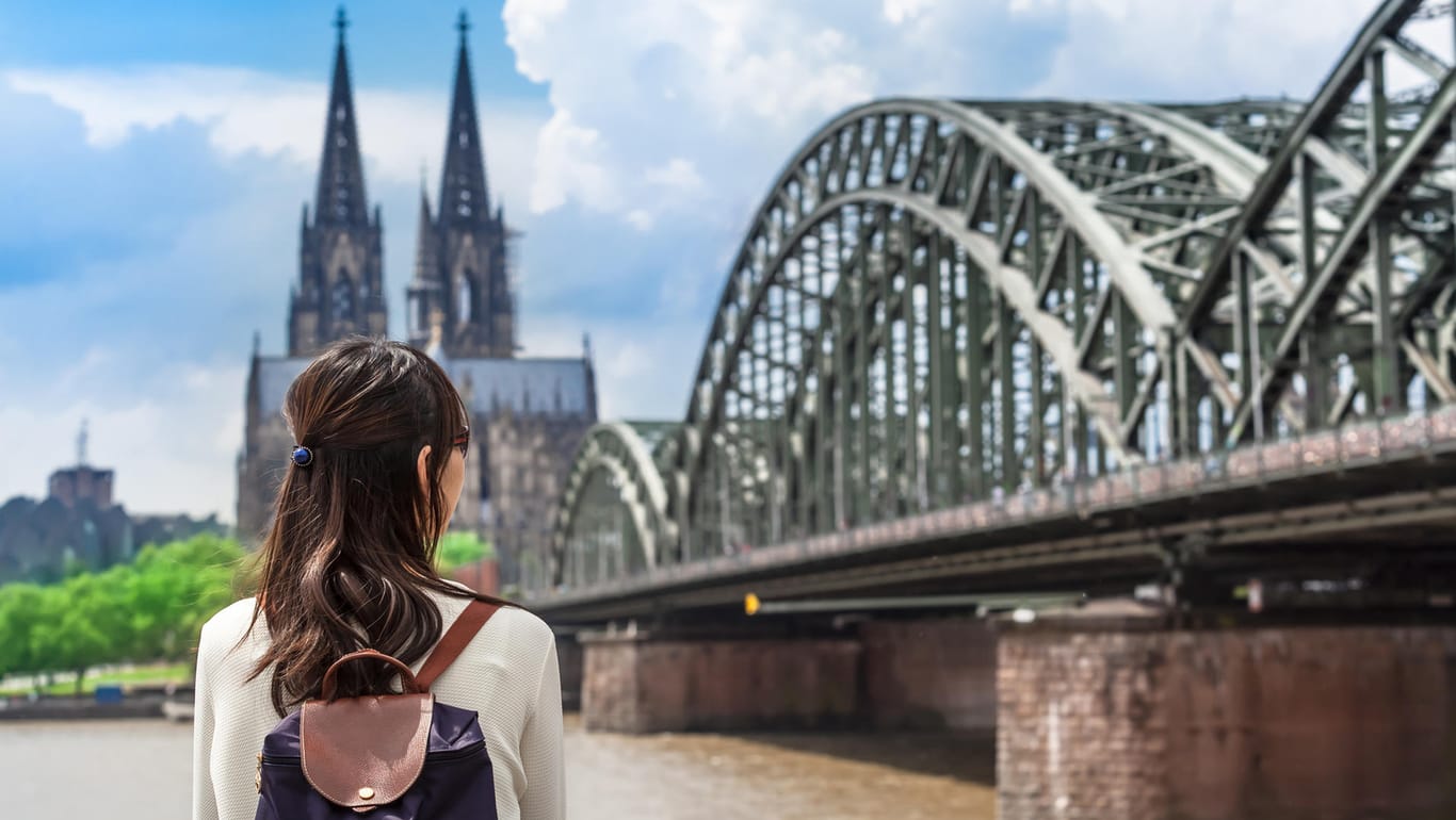 Köln ist ein beliebtes Reiseziel in Nordrhein-Westfalen.