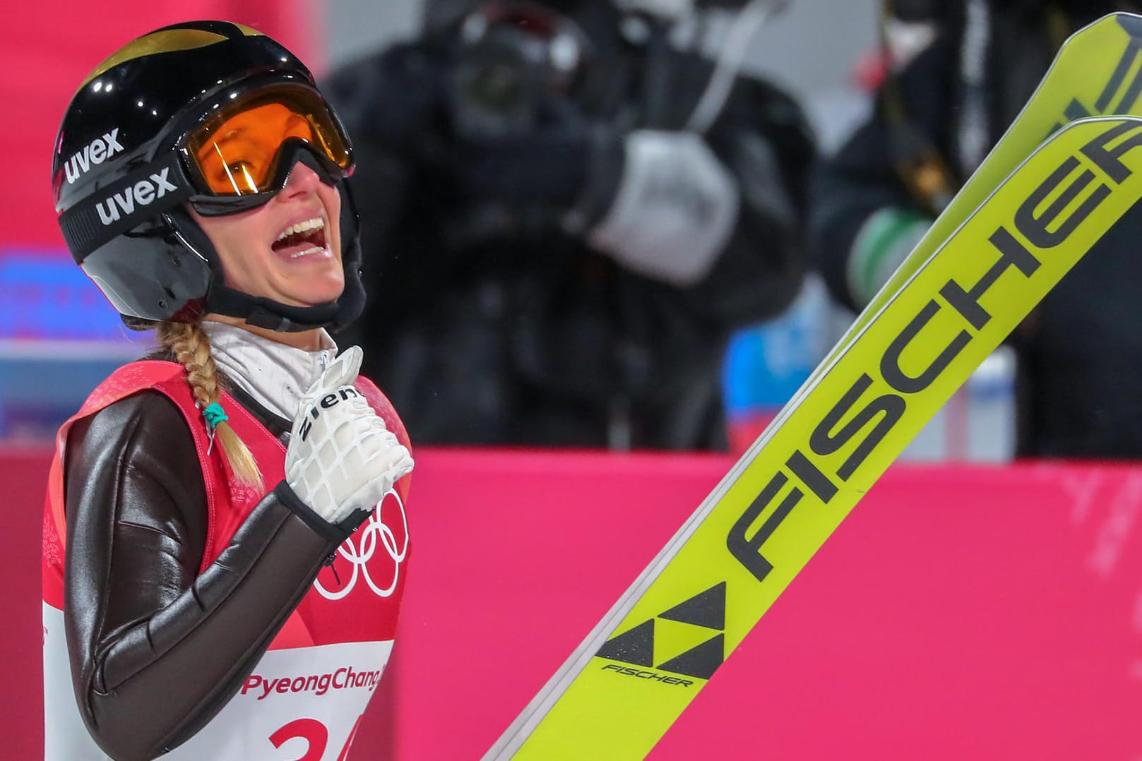 Sprang zu Silber: Katharina Althaus jubelt über ihr Ergebnis in Pyeongchang.