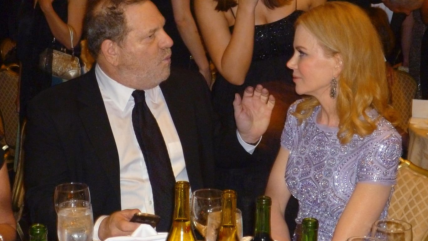 Harvey Weinstein mit Schauspielern Nicole Kidman 2013 beim White House Correspondence Dinner: Weinsteins Mitarbeiter vertuschten wohl seine Übergriffe.