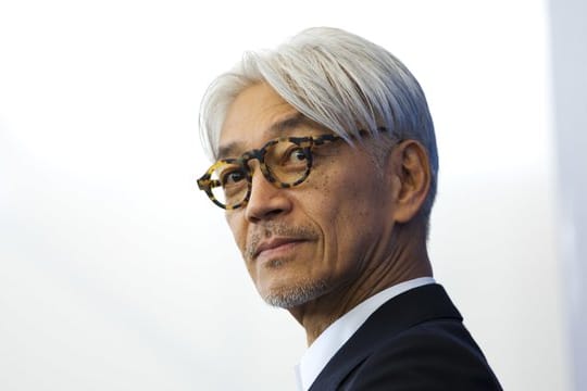 Mit seiner Band Yellow Magic Orchestra gehörte Ryuichi Sakamoto zu den Elektro-Pionieren.