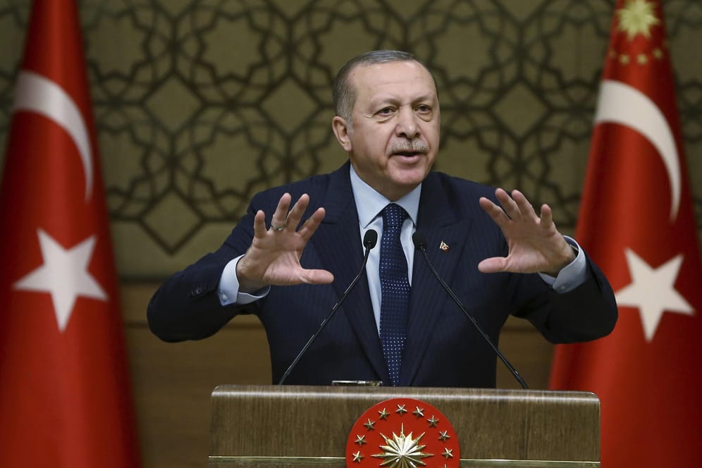 Der türkische Staatspräsident Erdogan: Dem US-Militär droht er unverhohlen.