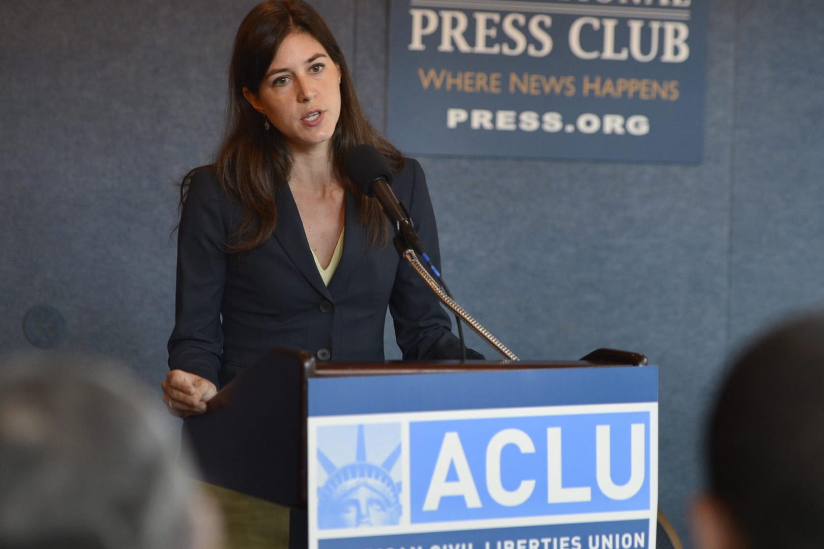 Pressekonferenz der US-Bürgerrechtsorganisation ACLU: von ihr bekam der ehemalige Polizist Stephen Mader Unterstützung im Prozess gegen seinen Arbeitgeber.