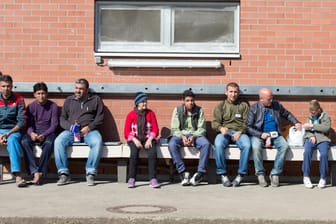 Flüchtlinge in der hessischen Erstaufnahmeeinrichtung in Gießen: Immer weniger Schutzsuchende kommen nach Deutschland.