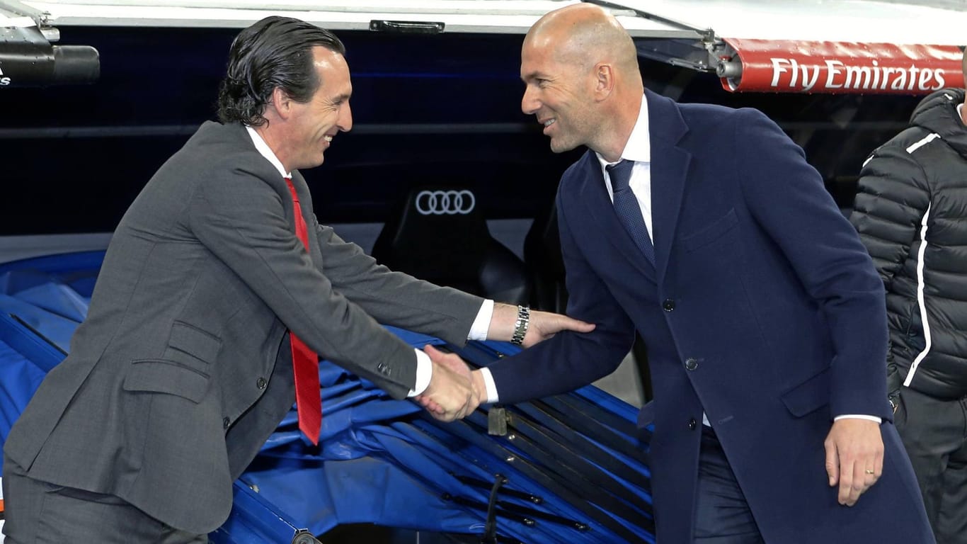 Emery (l.) und Zidane kennen sich aus der Primera Division in Spanien, wo die vor ein paar Jahren noch mit Sevilla und Real aufeinander trafen.