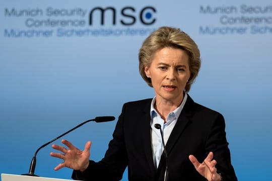 Ursula von der Leyen hält die Eröffnungsrede der Münchner Sicherheitskonferenz 2018.