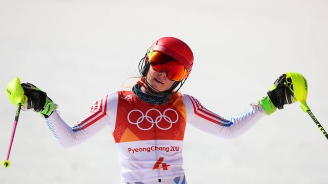 Enttäuscht: Mikaela Shiffrin konnte im Slalom ihrer Favoritenrolle nicht gerecht werden. Enttäuscht: Mikaela Shiffrin konnte im Slalom ihrer Favoritenrolle nicht gerecht werden.