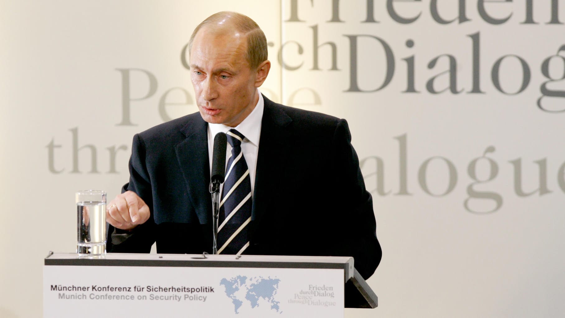 Wladimir Putin auf der Münchner Konferenz für Sicherheitspolitik 2007: Seine Rede alarmierte die Zuhörer.