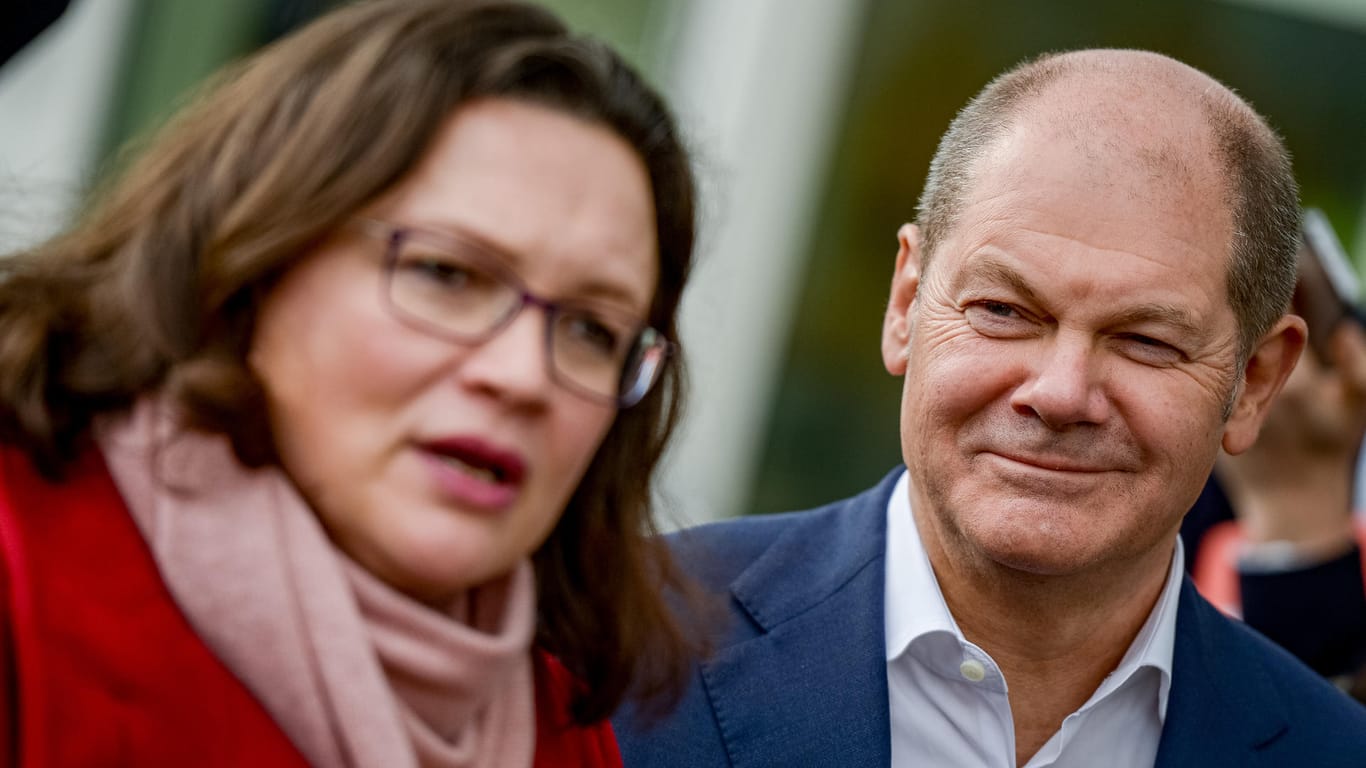 Andrea Nahles und Olaf Scholz: Die künftige SPD-Chefin ist einer der Gründe für den Absturz der Partei.