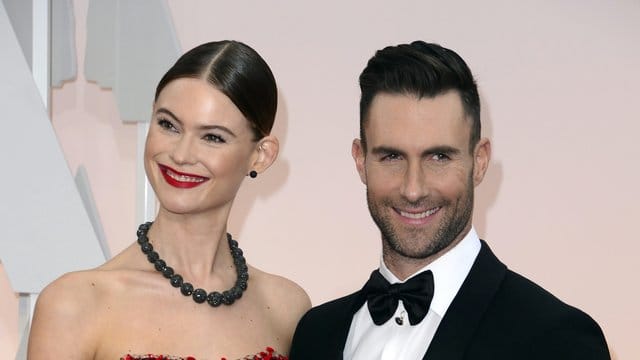 Popsänger Adam Levine und seine Ehefrau Behati Prinsloo sind erneut Eltern geworden.