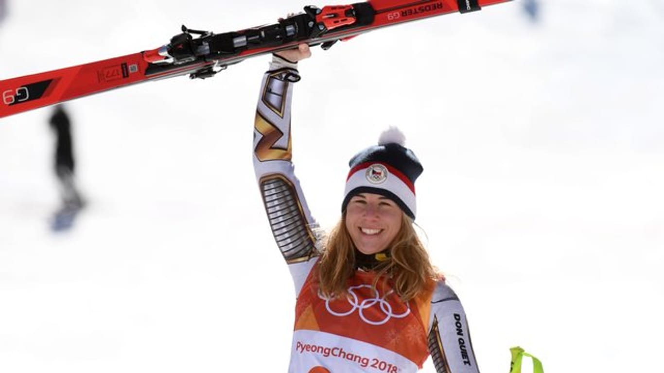 Erfolgreich auf einem und auf zwei Brettern: Super-G-Olympiasiegerin Ester Ledecka.