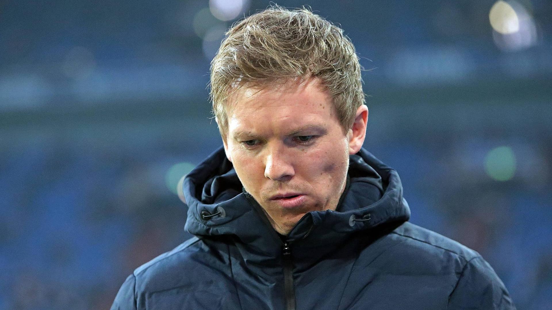 Julian Nagelsmann: Der Hoffenheim-Trainer fühlte sich auf Schalke vom Linienrichter beleidigt. Julian Nagelsmann: Der Hoffenheim-Trainer fühlte sich auf Schalke vom Linienrichter beleidigt.
