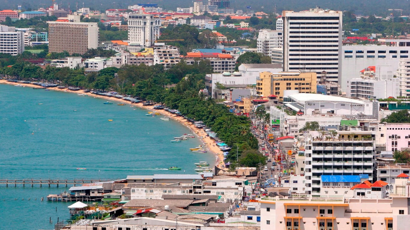 Strand in Pattaya: Der thailändische Urlaubsort gilt als Hochburg von Prostitution und Kindesmissbrauch.