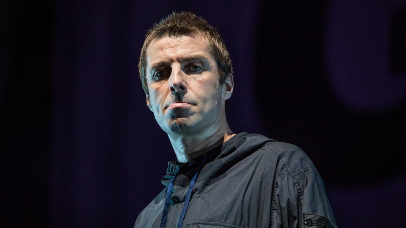 Liam Gallagher: Der Sänger hat 2002 seine Schneidezähne verloren.