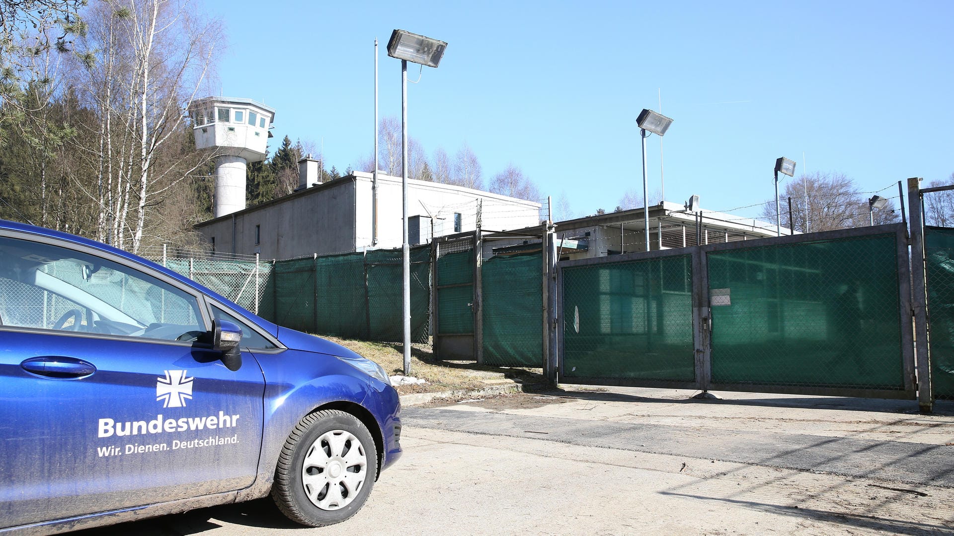 Staufer-Kaserne Pfullendorf: Die Staatsanwaltschaft prüft, dort zu ermitteln. Staufer-Kaserne Pfullendorf: Die Staatsanwaltschaft prüft, dort zu ermitteln.