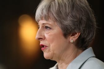 Die britische Premierministerin Theresa May steht in ihrer eigenen Partei unter Druck.