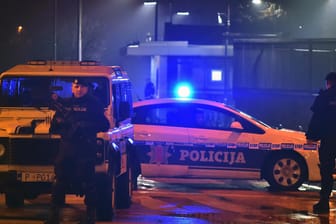 Ein Angreifer sprengt sich vor der US-Botschaft in Podgorica in die Luft: Womöglich steht die Attacke im Zusammenhang mit dem Nato-Beitritt des Landes.