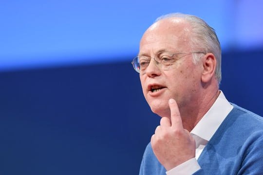 Nach Scharpings Einschätzung ist Lage der SPD "so ernst wie noch nie in der Bundesrepublik".