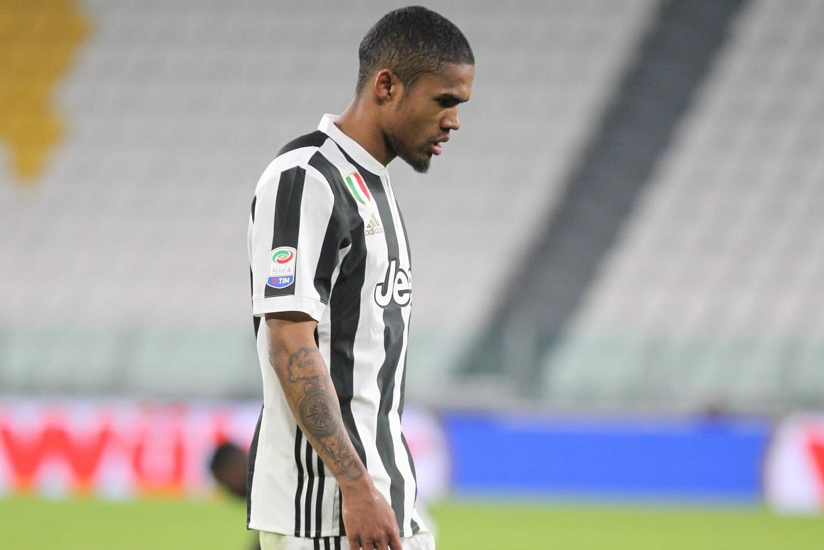 Douglas Costa im Trikot von Juventus Turin: Der Brasilianer war vergangenen Sommer vom FC Bayern nach Italien gewechselt.