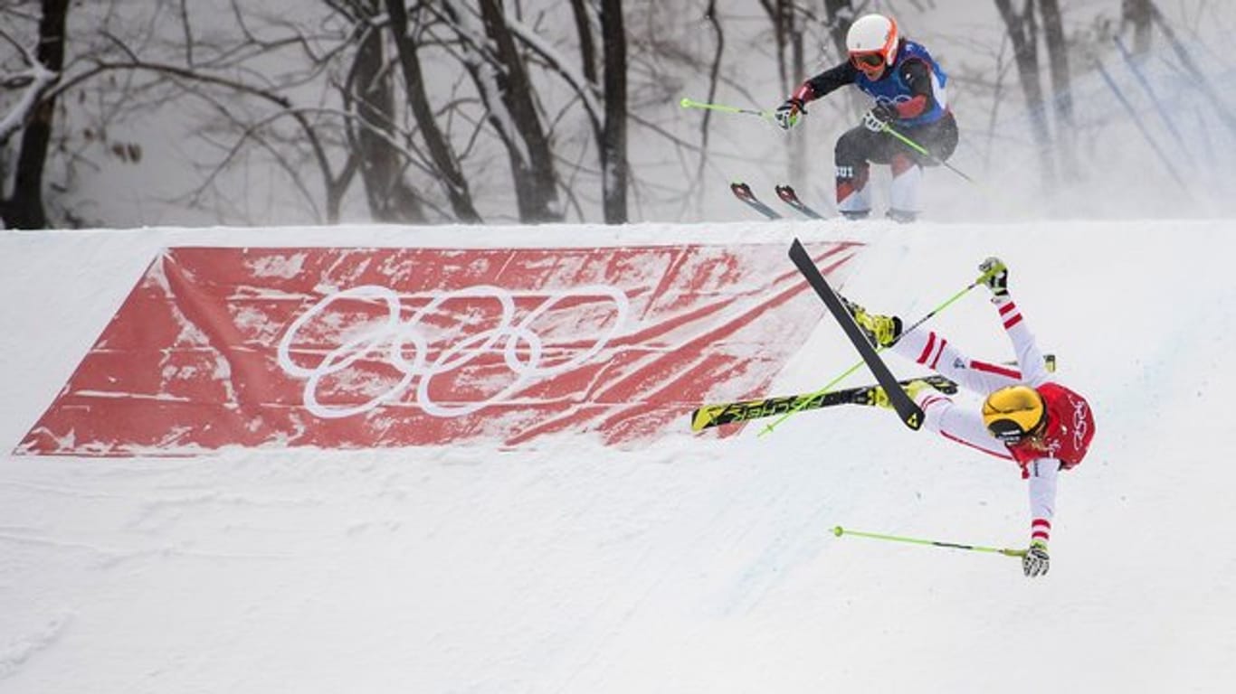 Im Skicross-Viertelfinale stürzte Andrea Limbacher aus Österreich.