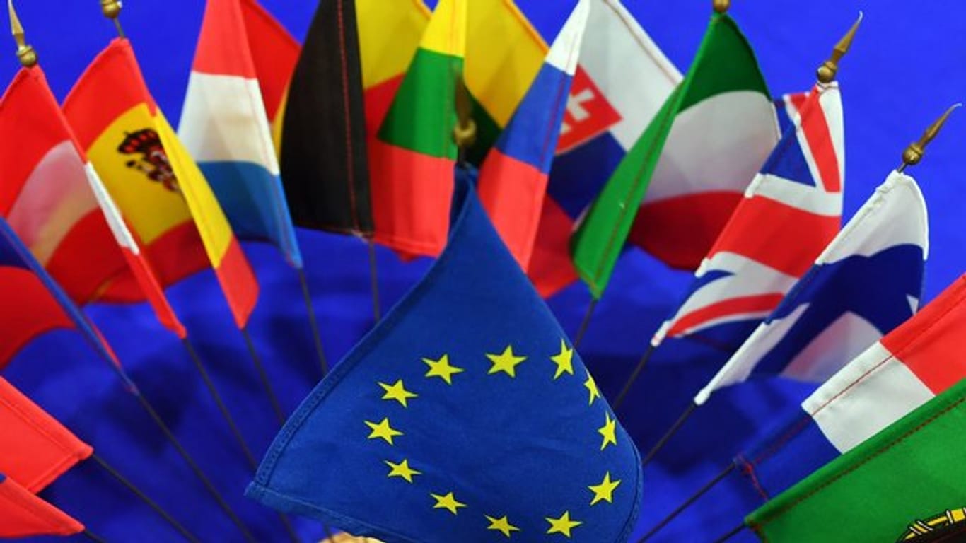 Die Flaggen der Mitgliedsstaaten der EU.