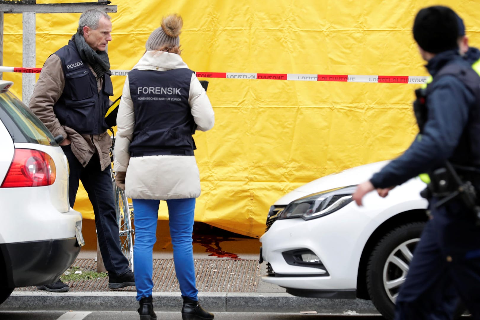 Der Tatort der Bluttat: Zwei Menschen sind bei einer Schießerei in Zürich ums Leben gekommen. Bei einem der Toten soll es sich um den Angreifer handeln.