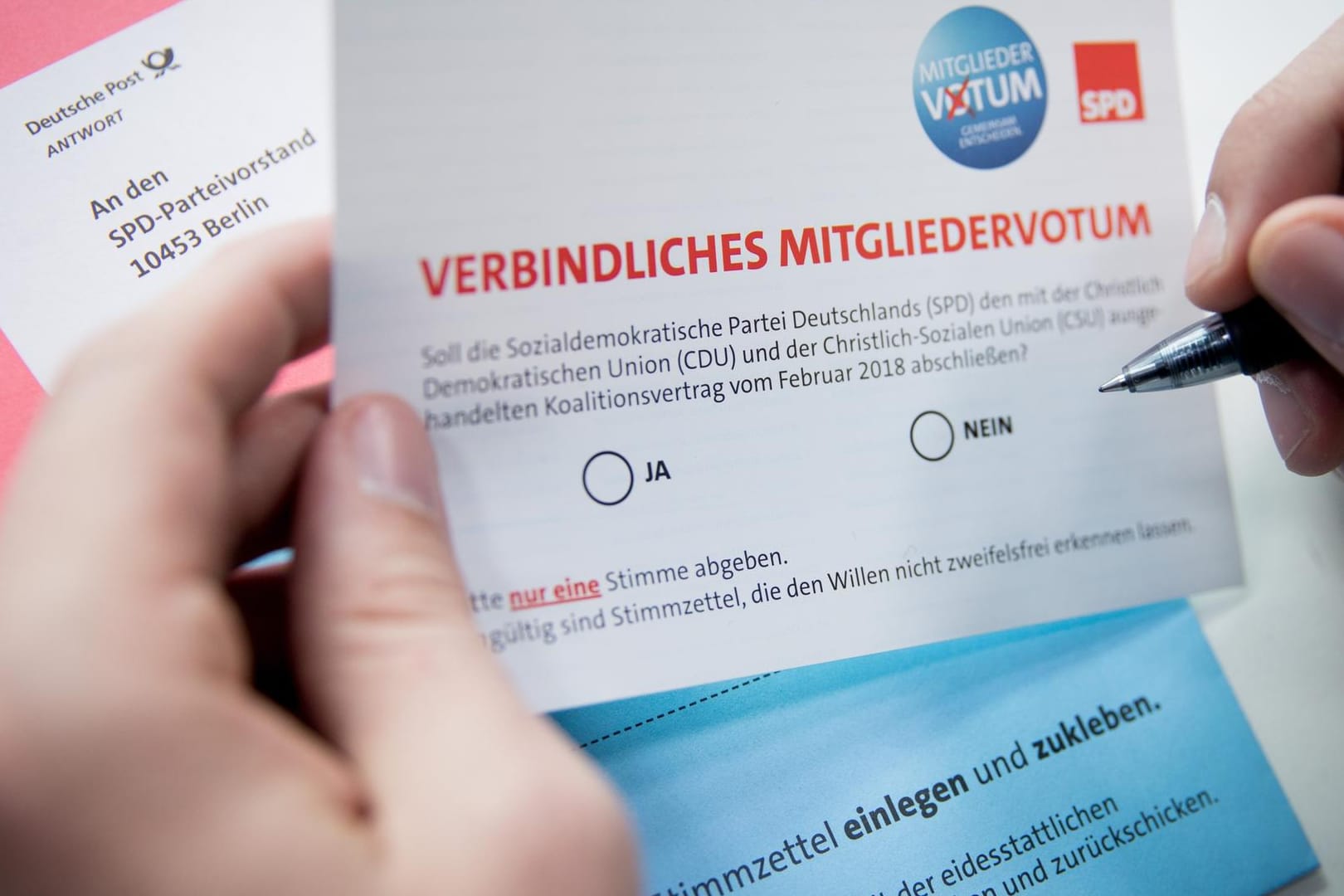 20 Prozent der SPD-Mitglieder haben bereits beim Groko-Entscheid mitgemacht. Damit ist das Ergebnis des Votings für die Parteispitze verbindlich.