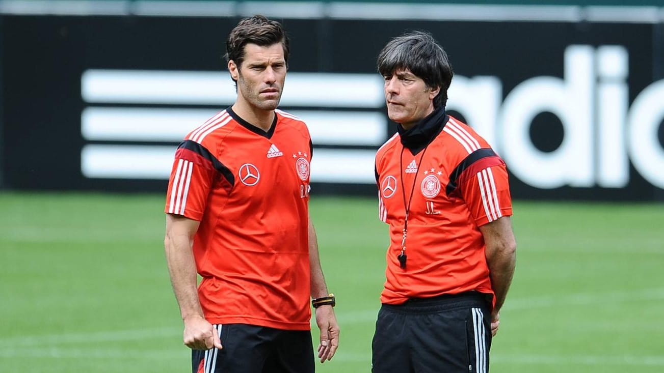 Gehen getrennte Wege: Bundestrainer Joachim Löw (r.) und Fitnesscoach Benjamin Kugel.