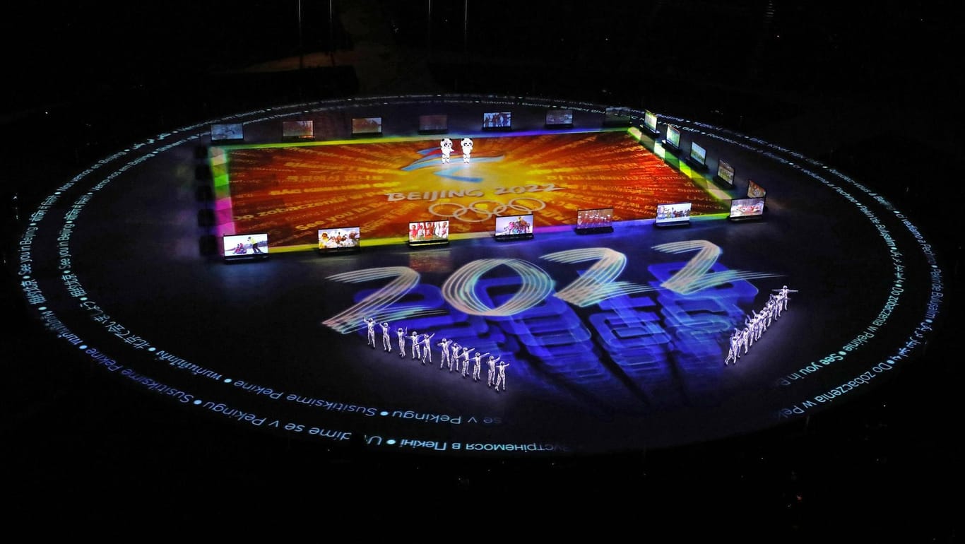 Das Logo für 2022; Bei der Abschlussfeier der Spiele in Pyeongchang wurde ein Gruß an den nächsten Austragungsort Peking gesendet.